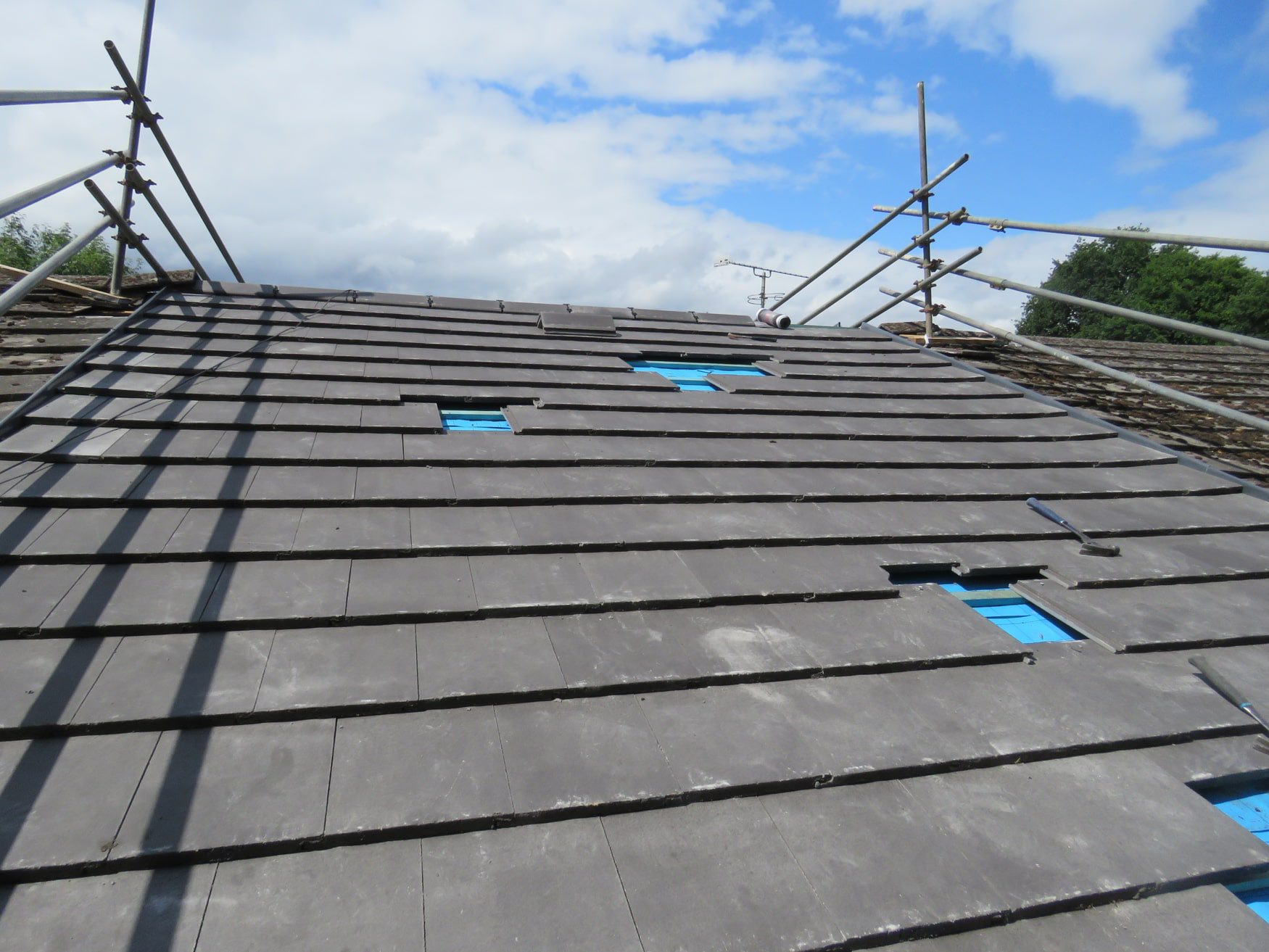 Natural slate roof repair in Treverbyn